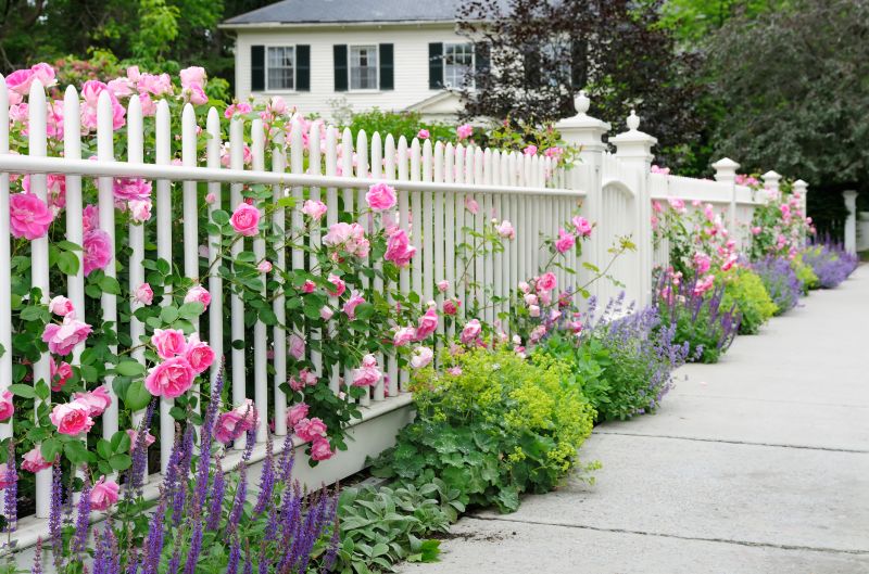 Wooden Picket Fence Service